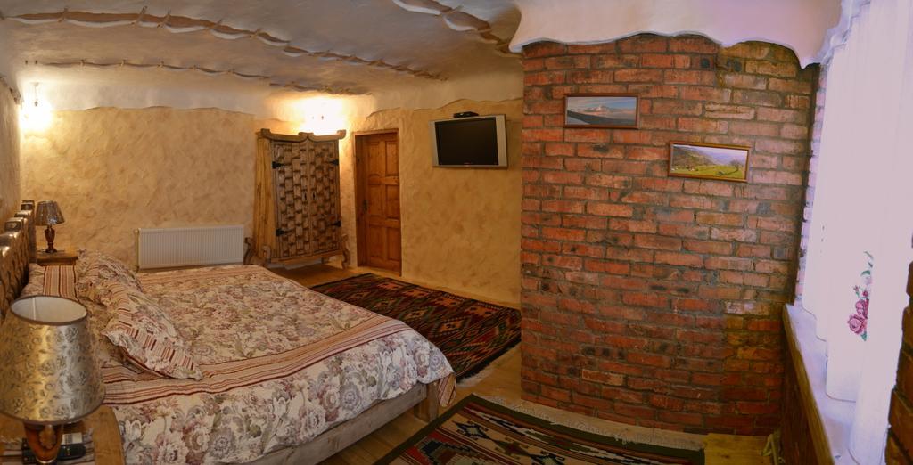 Gostynets Hotel Yaremche Room photo